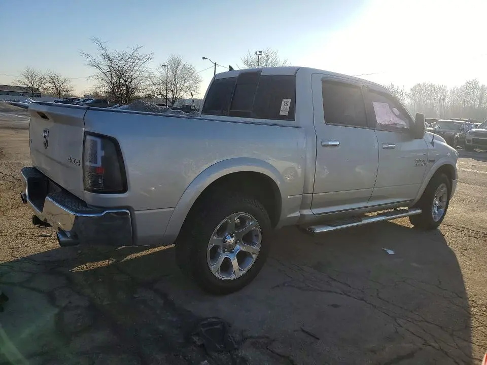 2016 RAM 1500 LARAMIE  
