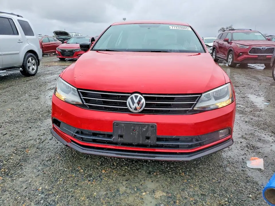 2016 VOLKSWAGEN JETTA SPORT  