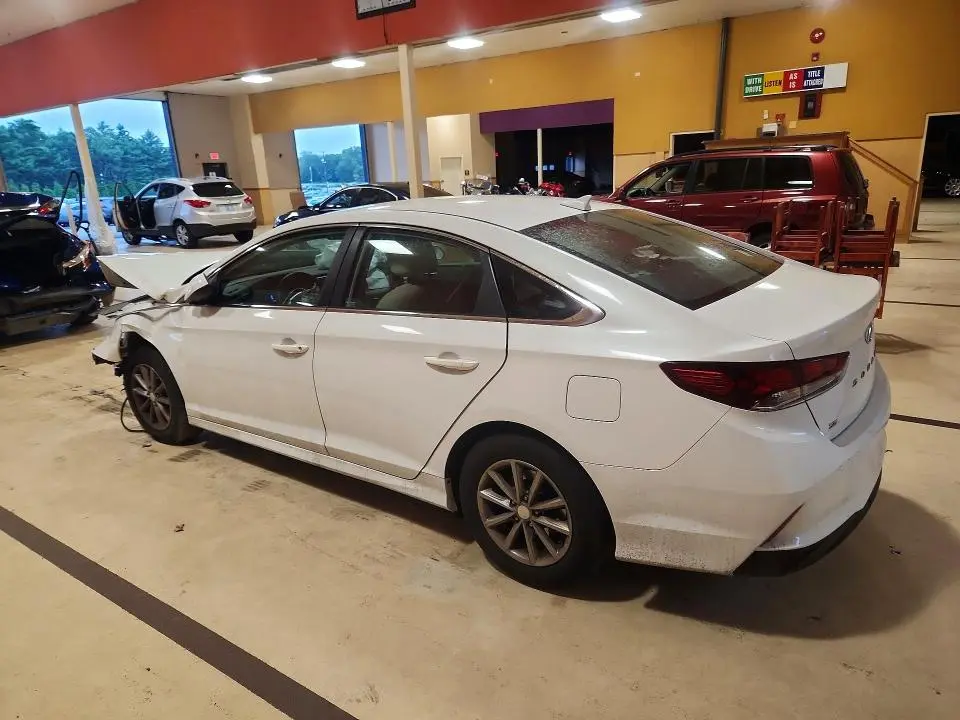 2019 HYUNDAI SONATA SE  
