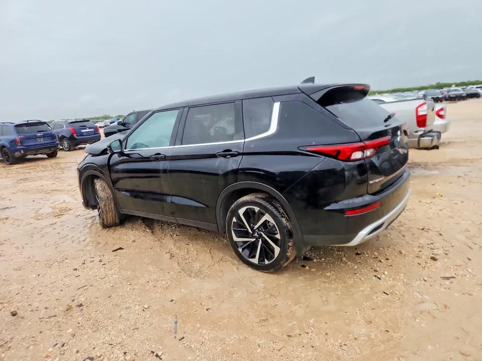2024 MITSUBISHI OUTLANDER SE  