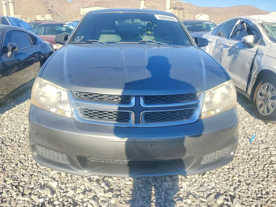2013 DODGE AVENGER SE  
