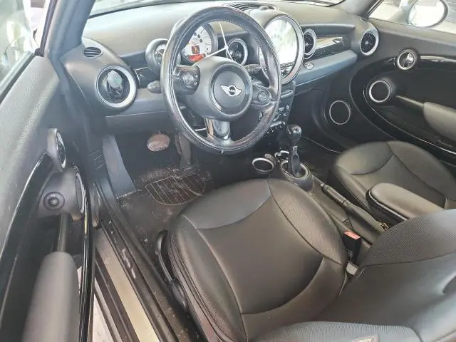 2012 MINI COOPER   