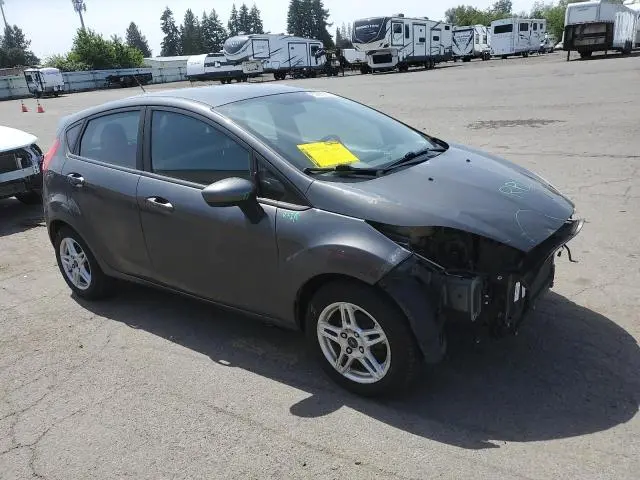 2017 FORD FIESTA SE  