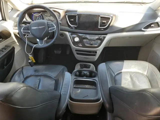 2017 CHRYSLER PACIFICA TOURING L  