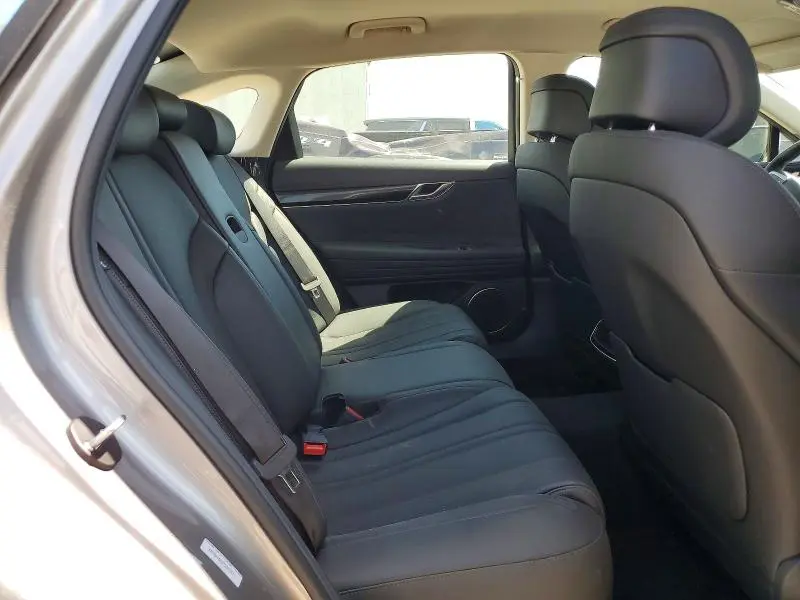 2026 GENESIS G80 BASE  