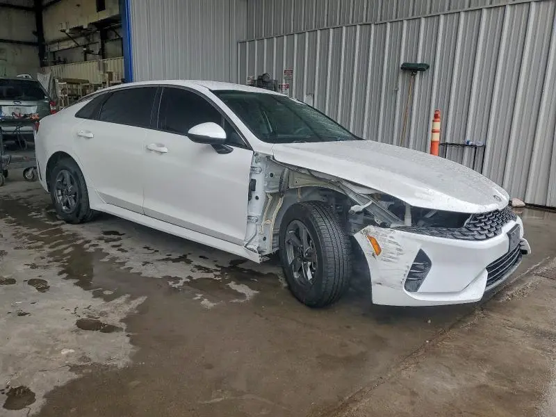 2021 KIA K5 LX  