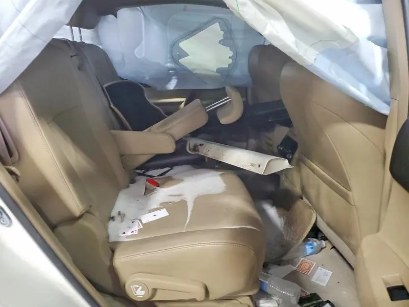 2010 TOYOTA HIGHLANDER LIMITED  