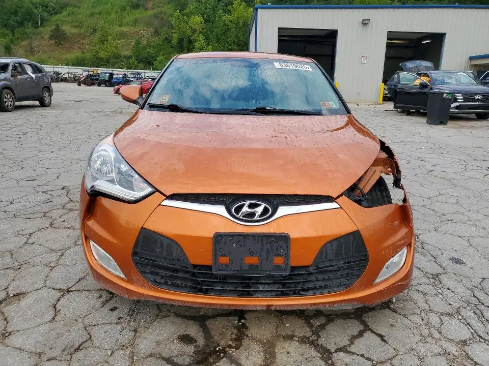 2017 HYUNDAI VELOSTER BASE  