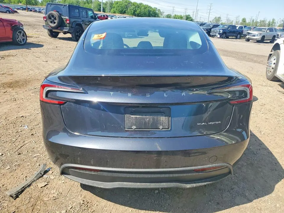 2025 TESLA MODEL 3   