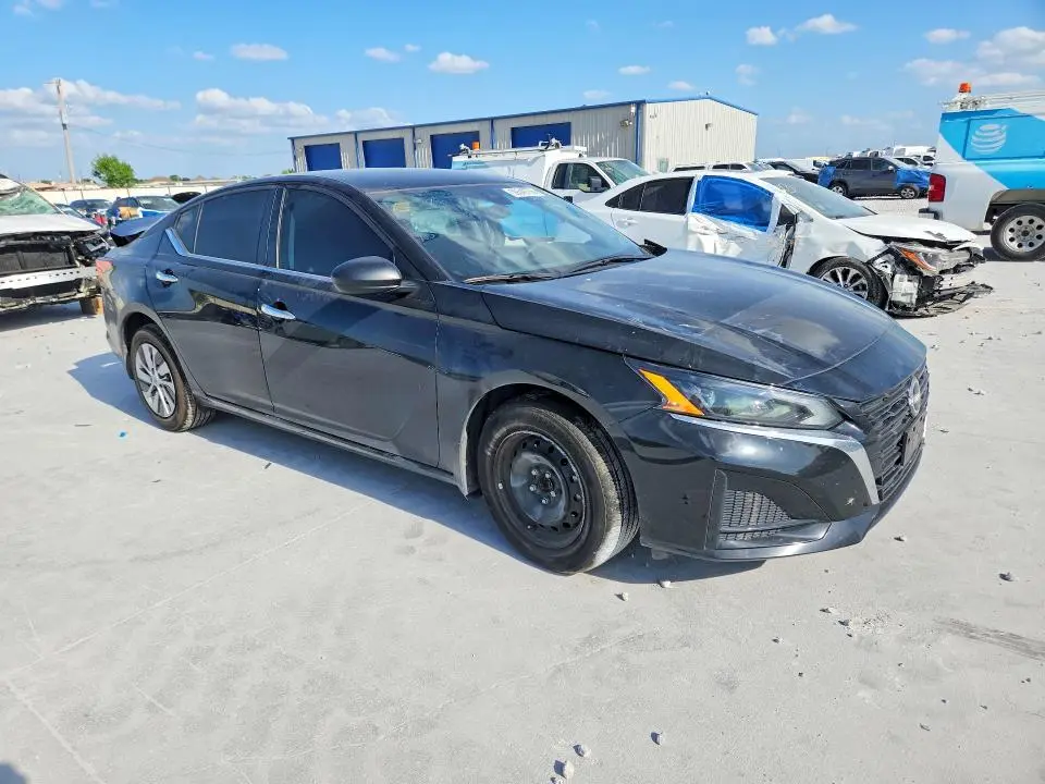2025 NISSAN ALTIMA S  