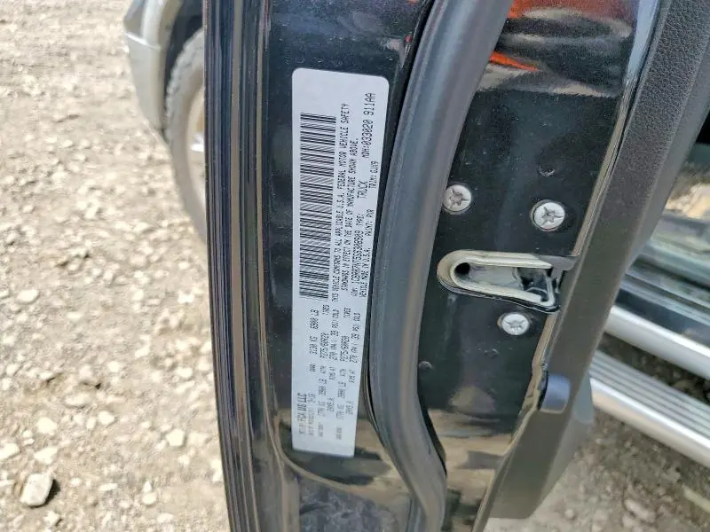 2016 RAM 1500 LARAMIE  