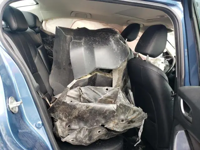 2017 MAZDA 3 TOURING  