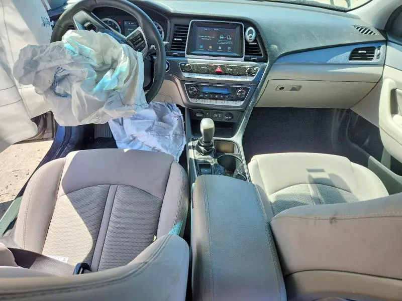 2019 HYUNDAI SONATA SEL  