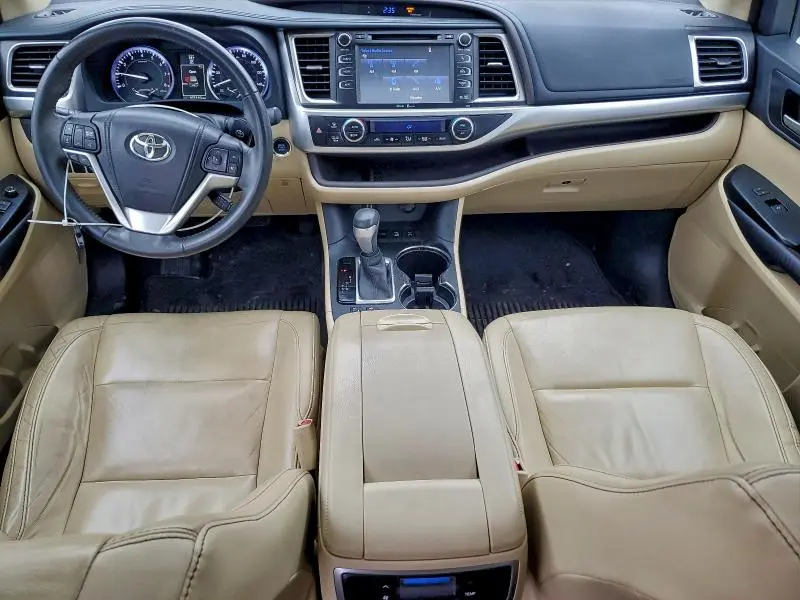 2015 TOYOTA HIGHLANDER XLE  