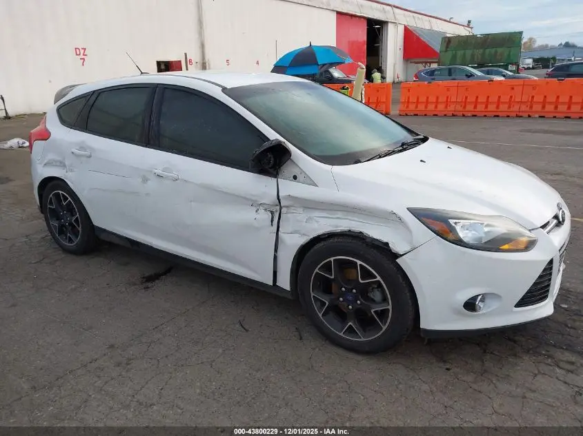 2014 FORD FOCUS SE