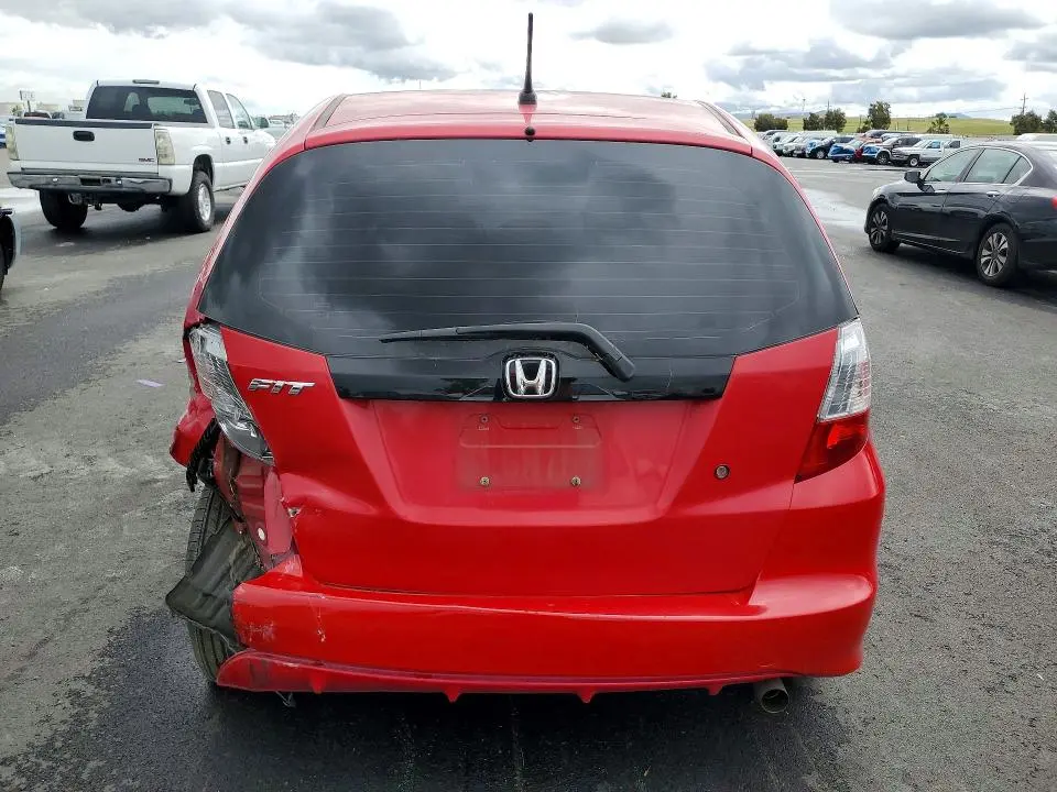 2010 HONDA FIT   
