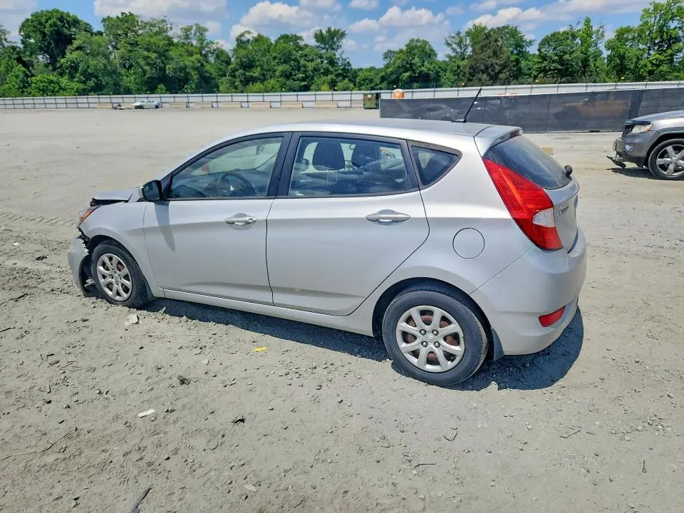 2013 HYUNDAI ACCENT GS  