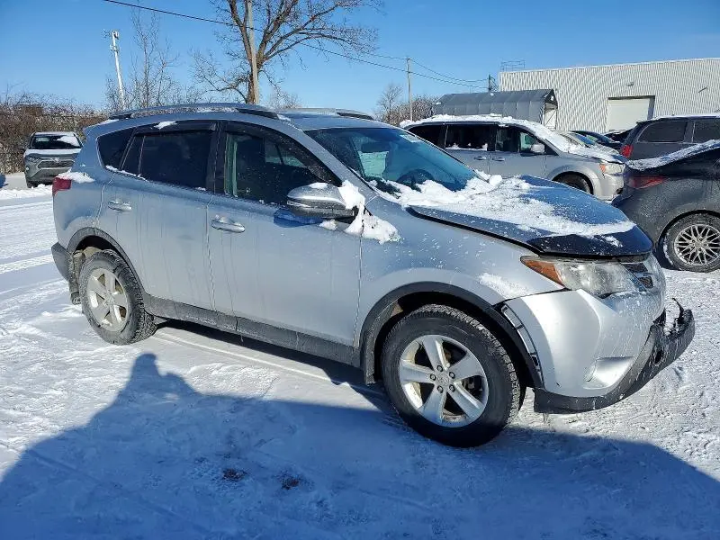2013 TOYOTA RAV4 XLE  
