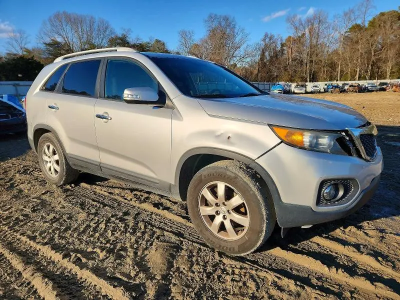 2013 KIA SORENTO LX  