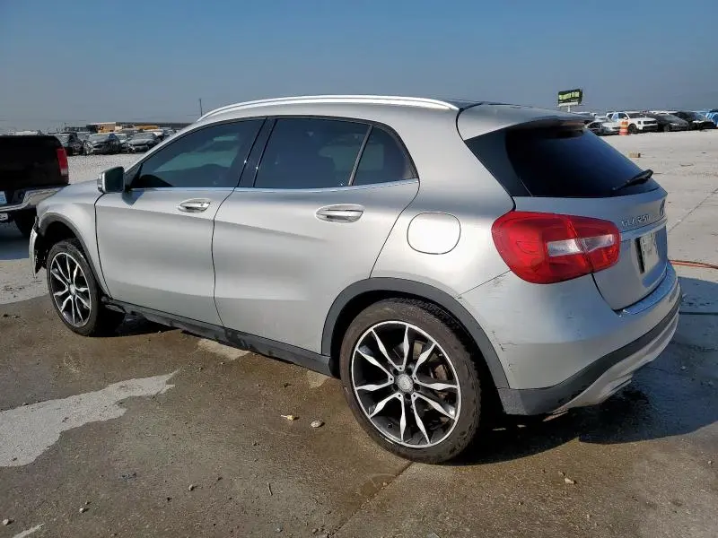 2017 MERCEDES-BENZ GLA 250  