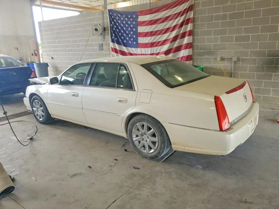 2010 CADILLAC DTS PREMIUM COLLECTION  
