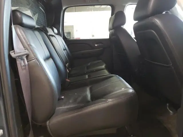 2011 CHEVROLET AVALANCHE LT  