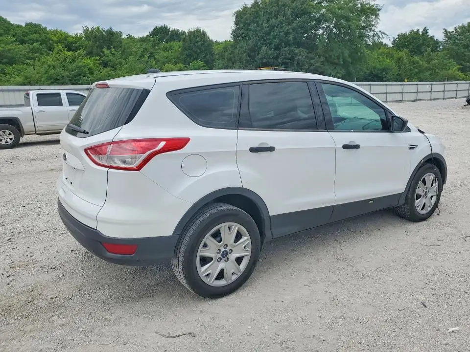 2016 FORD ESCAPE S  