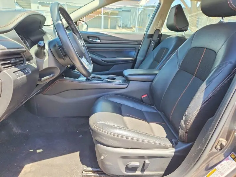 2021 NISSAN ALTIMA SR  