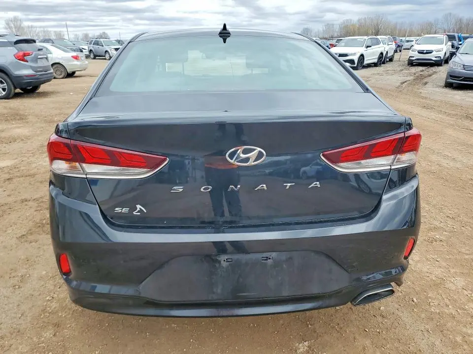 2018 HYUNDAI SONATA SE  