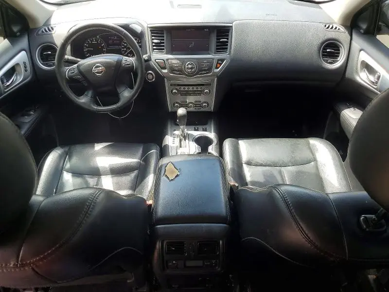 2017 NISSAN PATHFINDER SL  