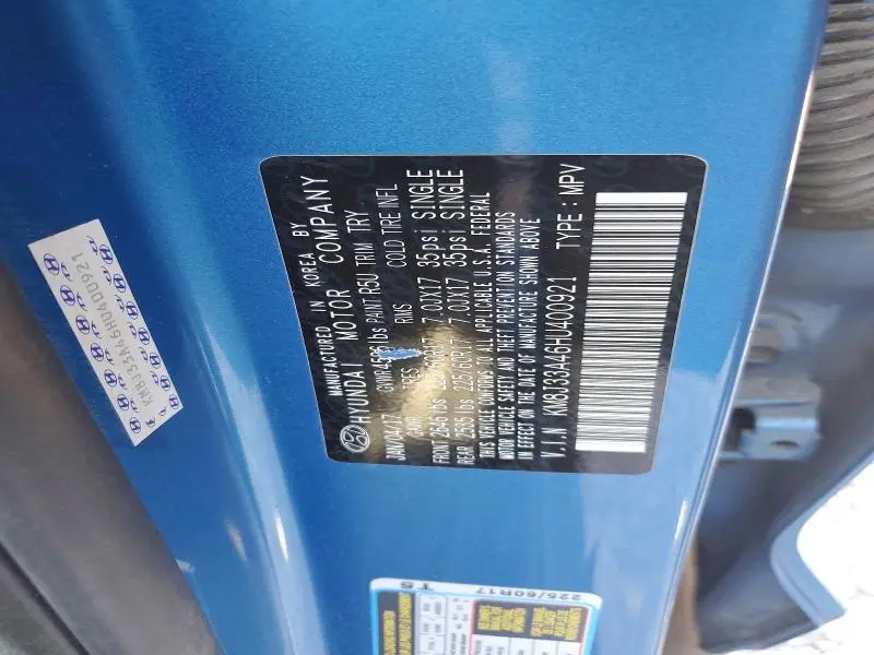 2017 HYUNDAI TUCSON SE  