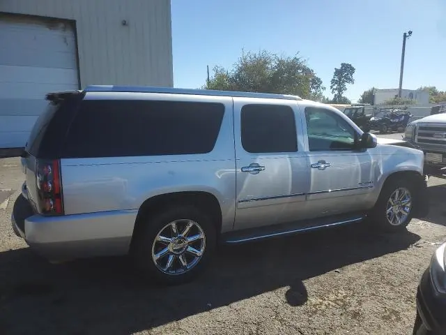 2013 GMC YUKON XL DENALI  