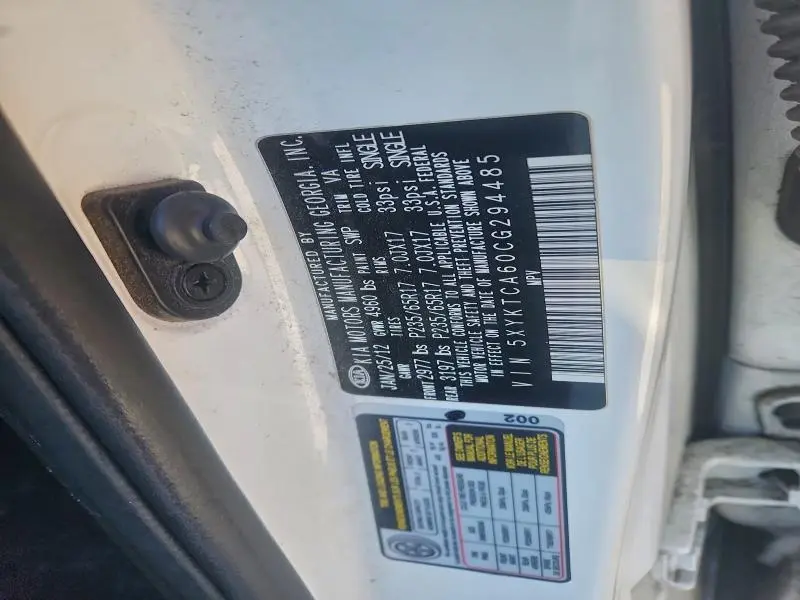 2012 KIA SORENTO BASE  