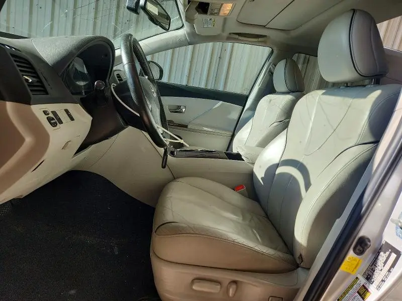 2011 TOYOTA VENZA AWD V6  