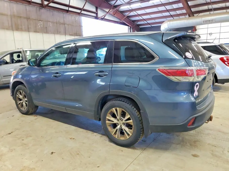 2014 TOYOTA HIGHLANDER XLE  