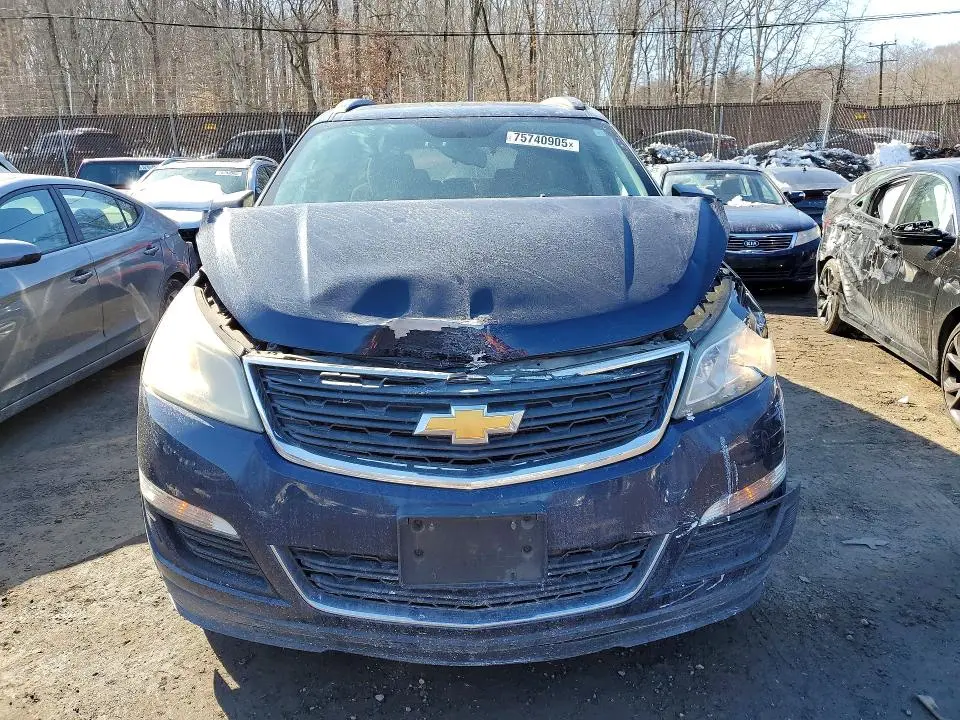 2015 CHEVROLET TRAVERSE LS  