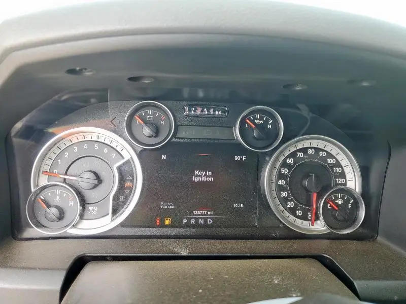2017 RAM 1500 SLT  