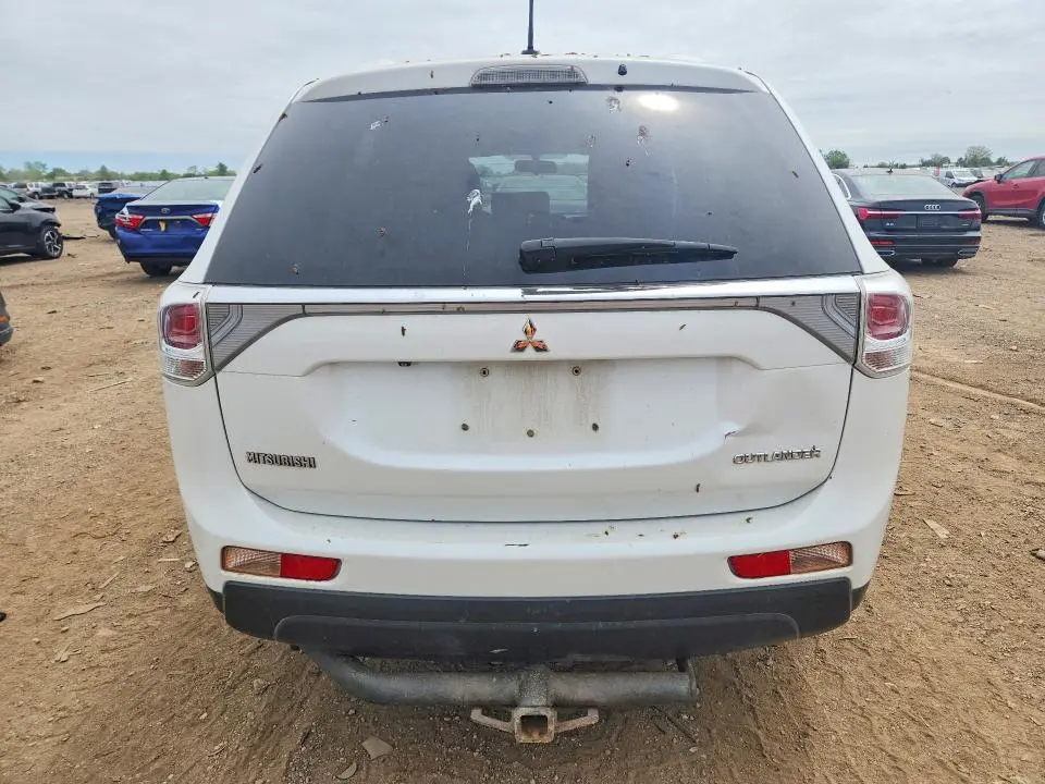 2014 MITSUBISHI OUTLANDER SE  