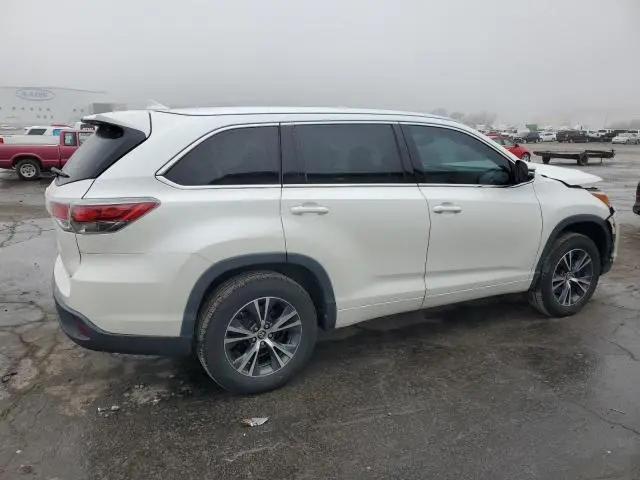 2016 TOYOTA HIGHLANDER XLE  