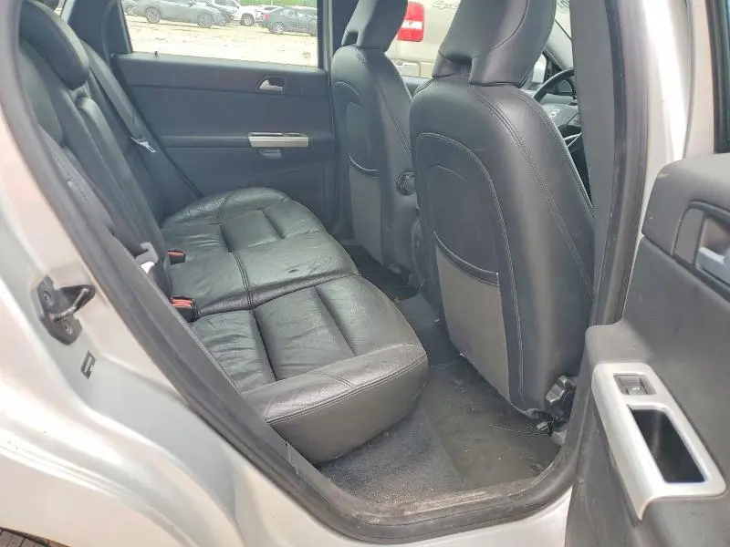 2011 VOLVO V50 T5  