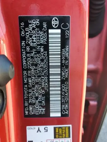 2016 TOYOTA PRIUS   