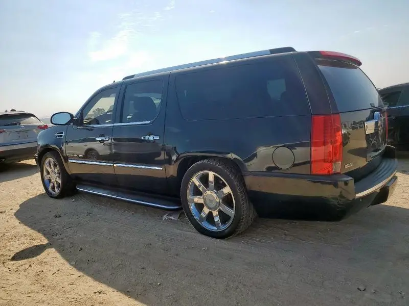 2011 CADILLAC ESCALADE ESV LUXURY  