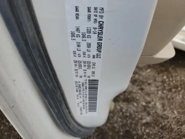 2010 CHRYSLER TOWN & COUNTRY TOURING  