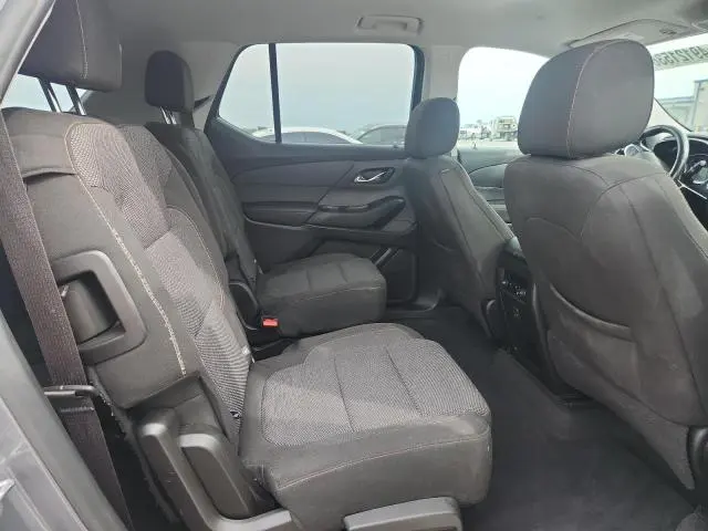 2019 CHEVROLET TRAVERSE LT  