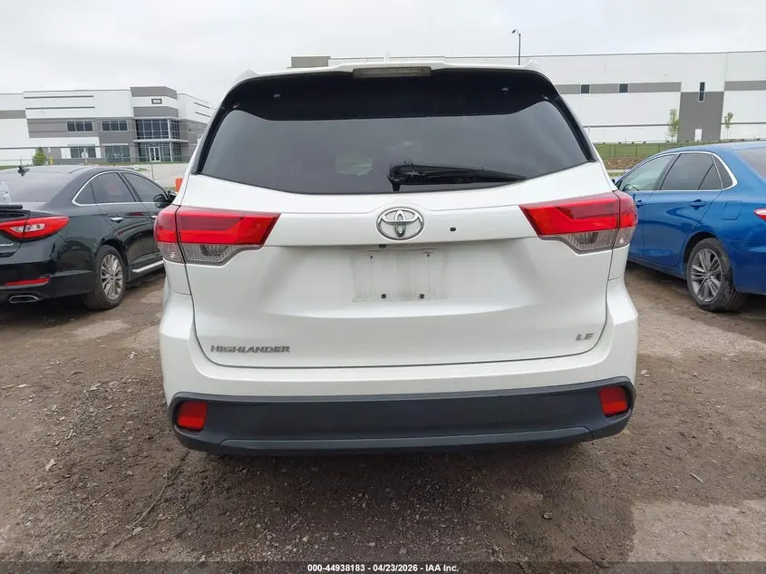 2019 TOYOTA HIGHLANDER LE PLUS