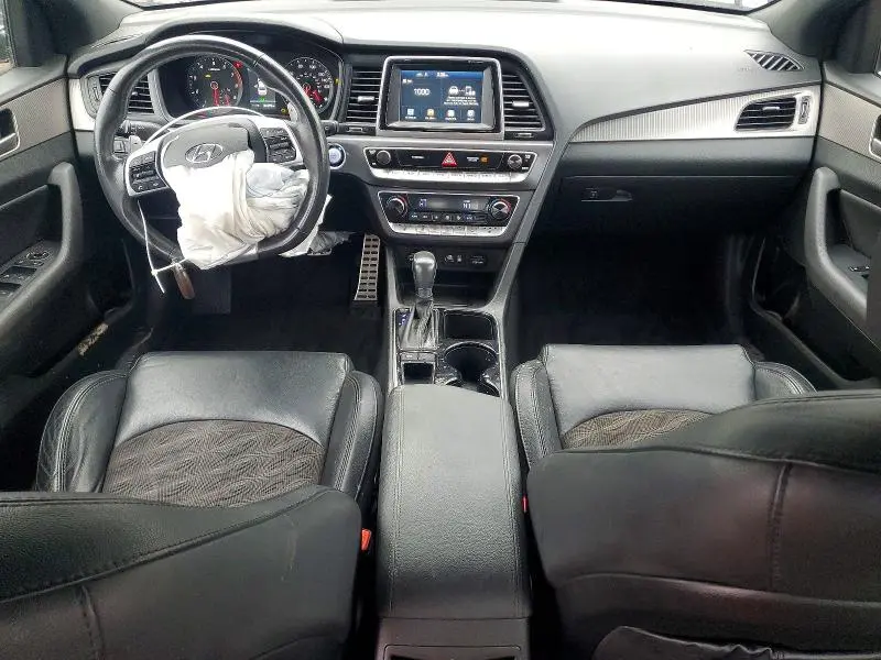 2018 HYUNDAI SONATA SPORT  