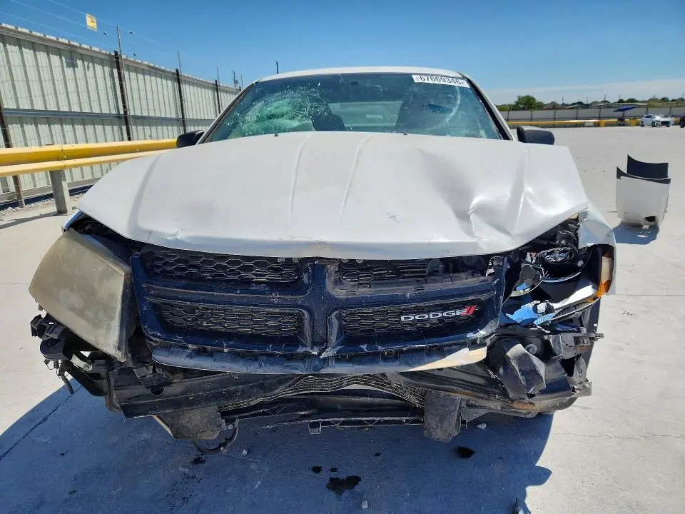 2013 DODGE AVENGER SE  