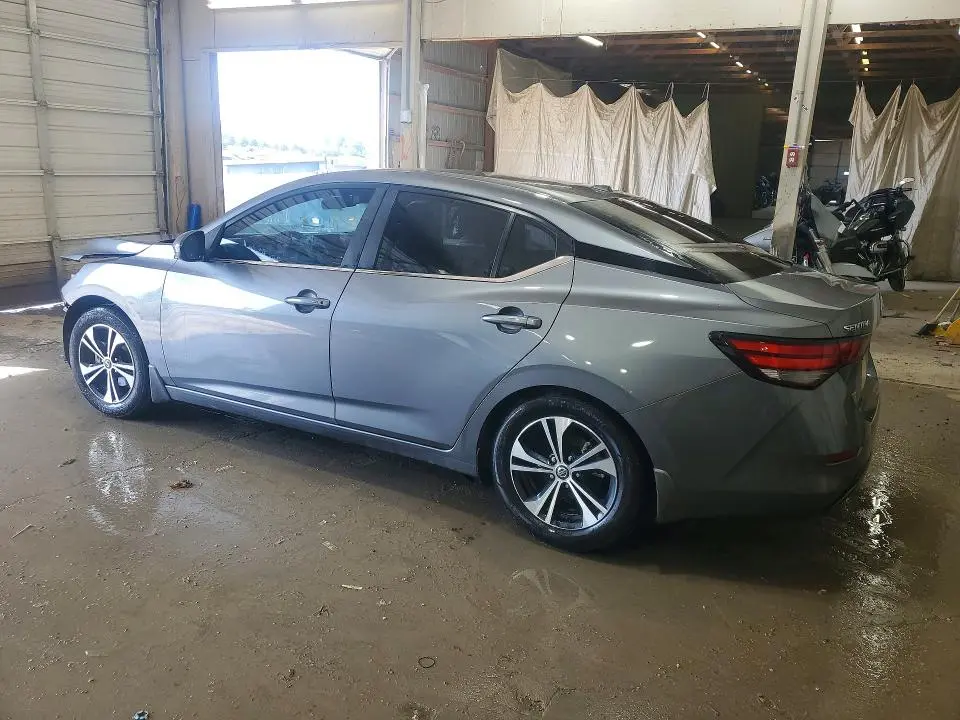 2022 NISSAN SENTRA SV  