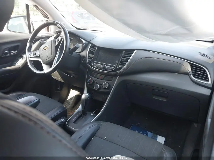 2020 CHEVROLET TRAX FWD LT