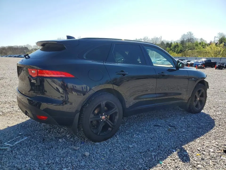 2019 JAGUAR F-PACE R - SPORT  
